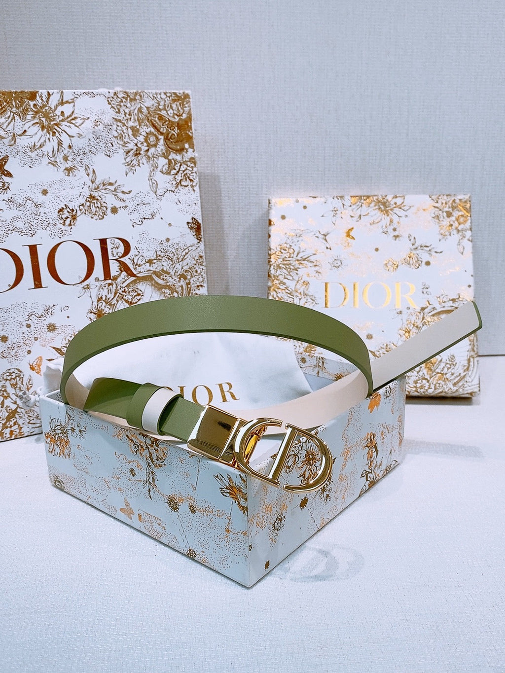 DIOR 25S BELT 20 MM IN OLIVE GREEN CALFSKIN 572895